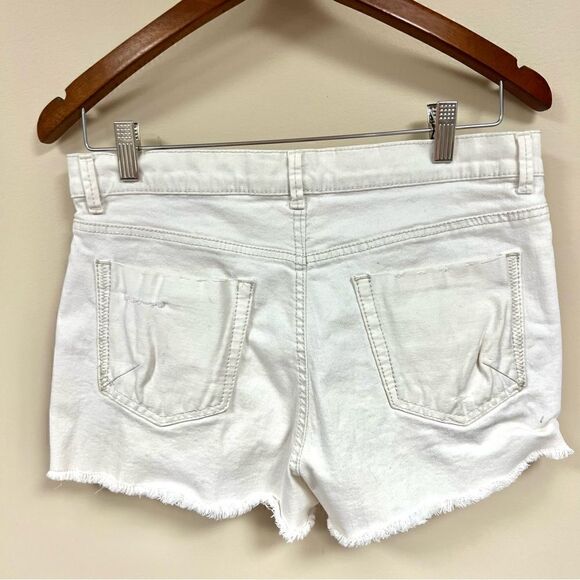 Vanilla Star lace  white shorts. Size 13 - Picture 3 of 5